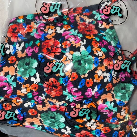 Salty Honey bikini top - Picture 5 of 7